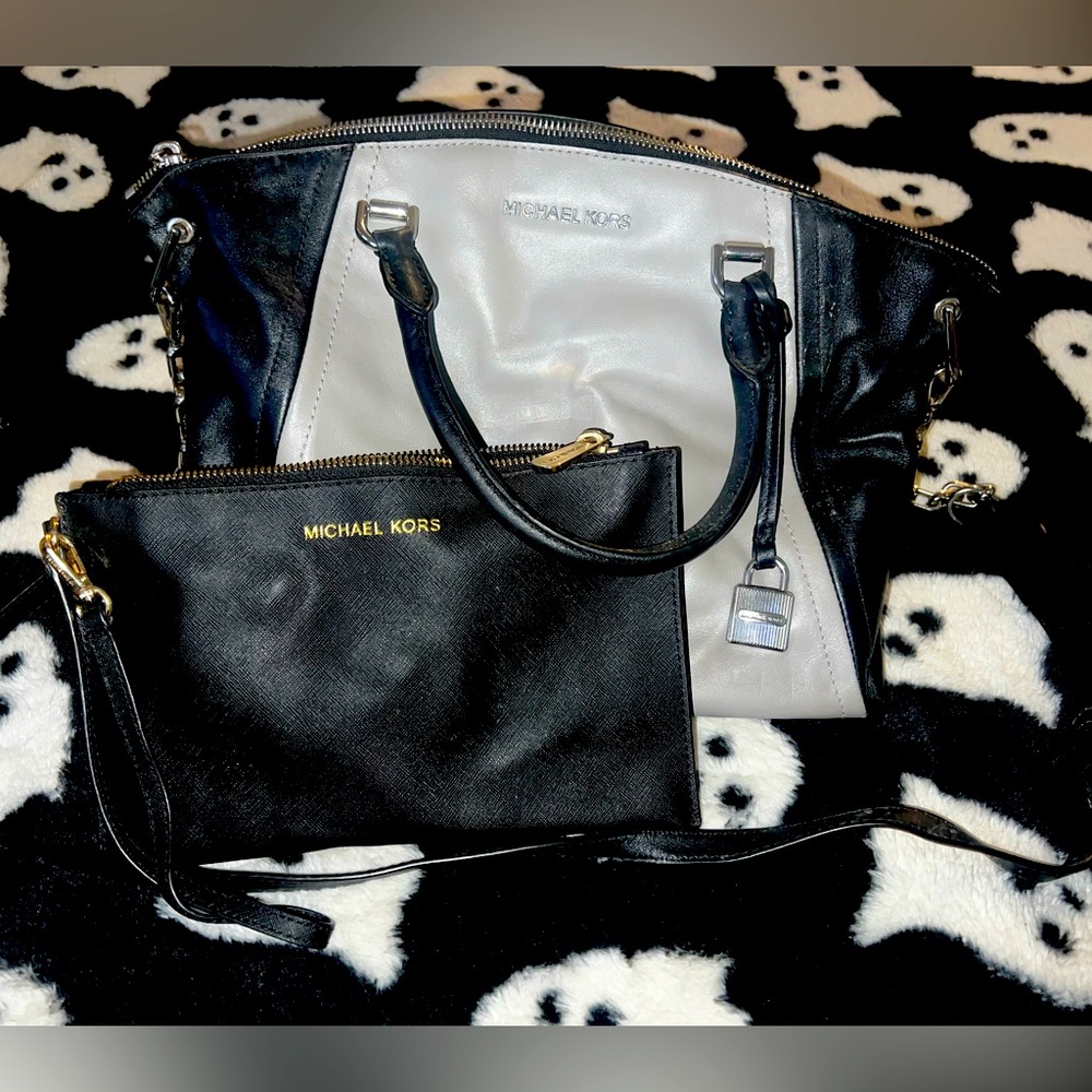 Michael Kors Black and Gray Tote Set